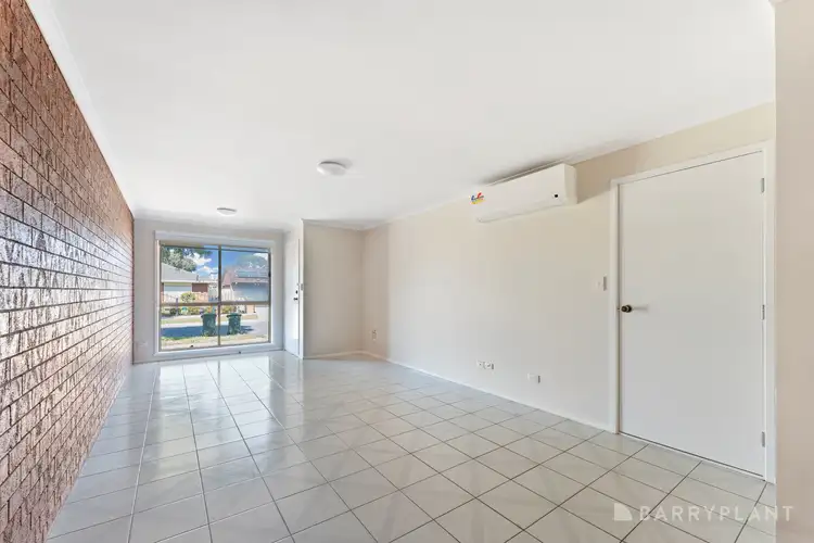 Fourth view of Homely unit listing, 1/3 Nadur Court, St Albans VIC 3021