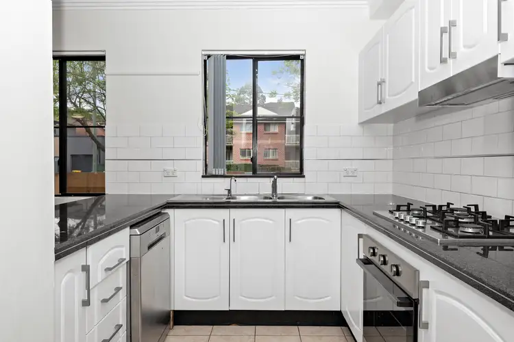 3/23 Brickfield Street