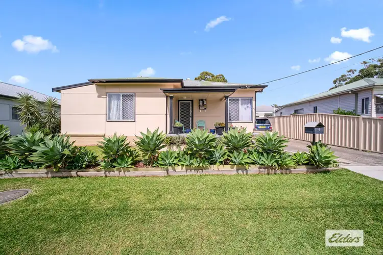 6 York Street, Taree NSW 2430