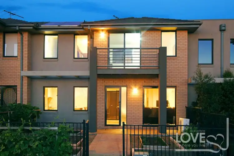 5 Saratoga Walk, Epping VIC 3076
