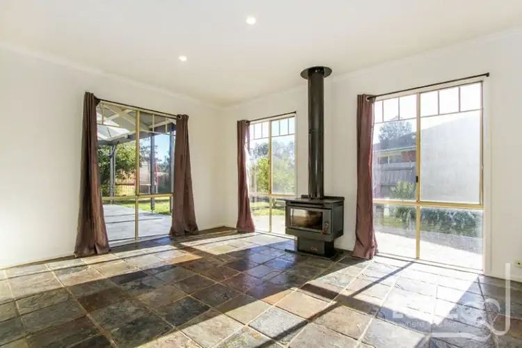 Fifth view of Homely house listing, 2 Avon Place, Epping VIC 3076