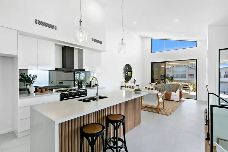 5A Ocean Avenue, Woonona NSW 2517