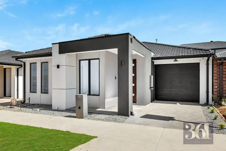 12 Clef Street, Strathtulloh VIC 3338