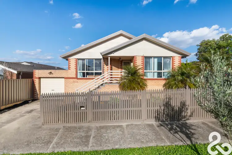 18 Cambala Avenue