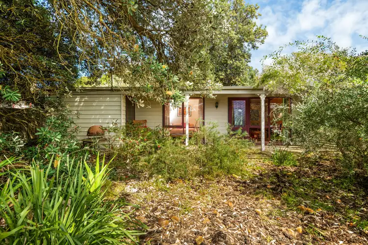 15 Swan Parade
