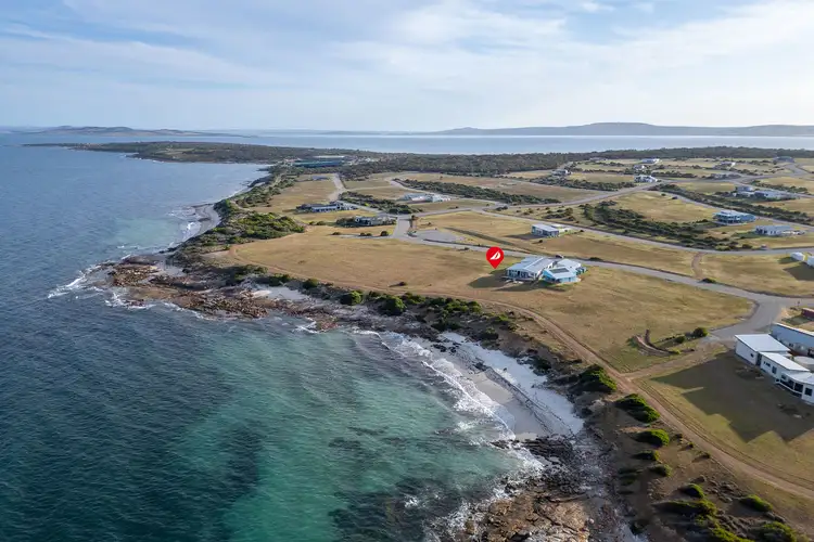 13 East Parade, Point Boston SA 5607