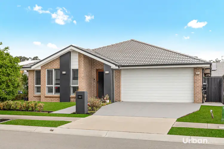 16 Woodburn Street, Colebee NSW 2761