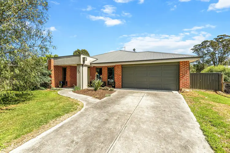 Main view of Homely house listing, 5 Victoria Street, Toongabbie VIC 3856