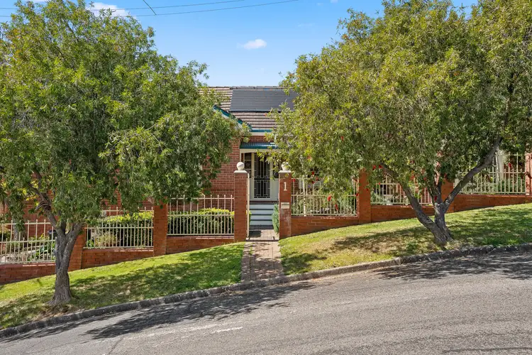 Fifth view of Homely house listing, 1 Highland Drive, Bellevue Heights SA 5050