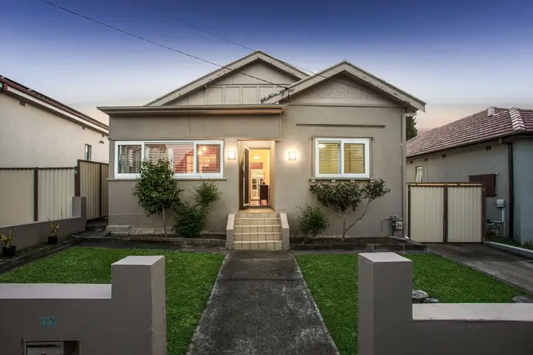 33 Belemba Avenue, Roselands NSW 2196