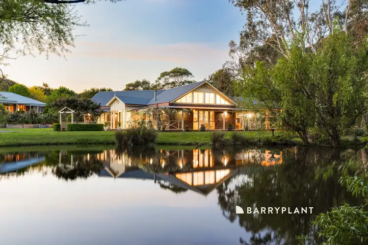 4 Tamboore Way, Lysterfield South VIC 3156