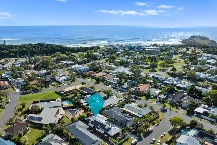 1/5 Poinciana Avenue, Bogangar NSW 2488