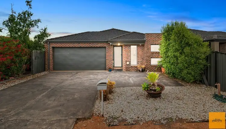 Main view of Homely unit listing, 1/21 Ranfurlie Circuit, Melton West VIC 3337