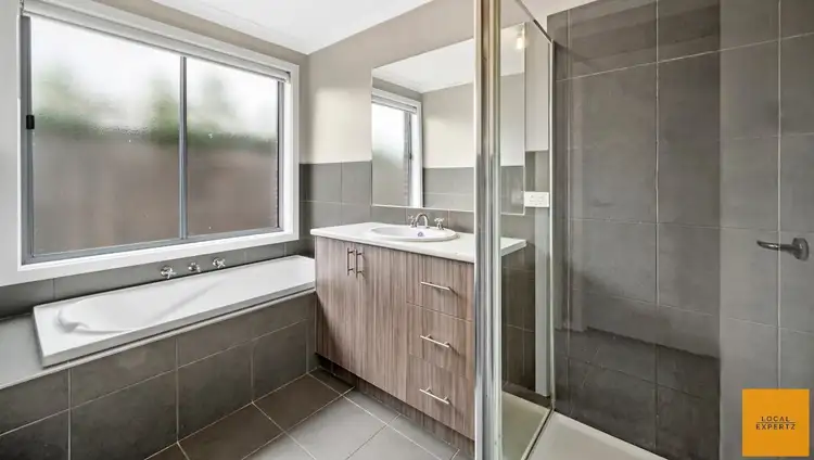 Fifth view of Homely unit listing, 1/21 Ranfurlie Circuit, Melton West VIC 3337