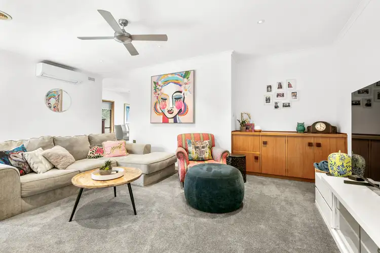 25 Dollar Avenue, Horsham VIC 3400