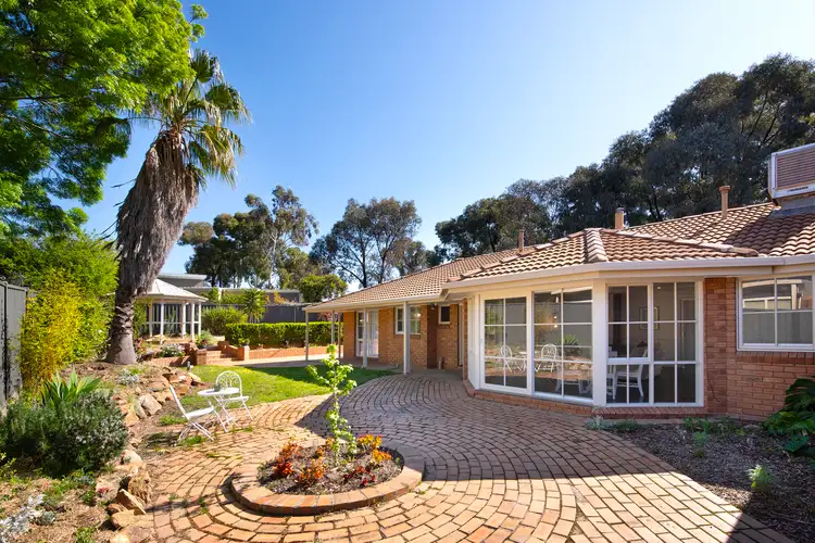 64 Harley Street, Strathdale VIC 3550