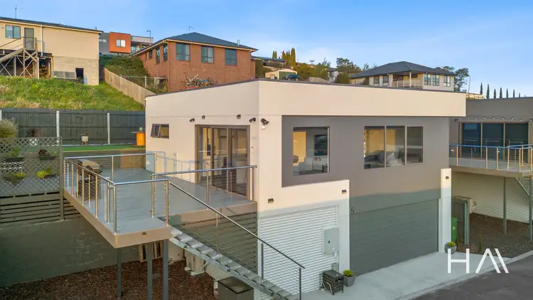5/7-9 Malachi Court, Newnham TAS 7248