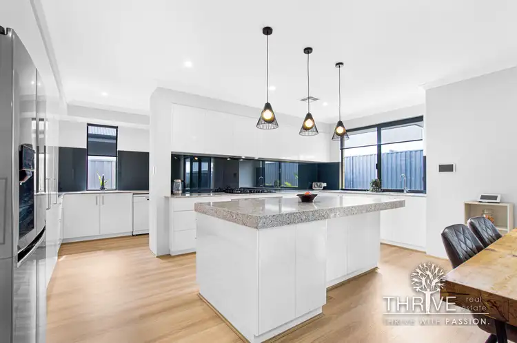 32 Primrose Loop, Treeby WA 6164