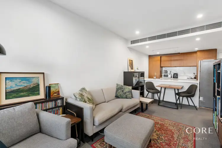 512/555 St Kilda Road