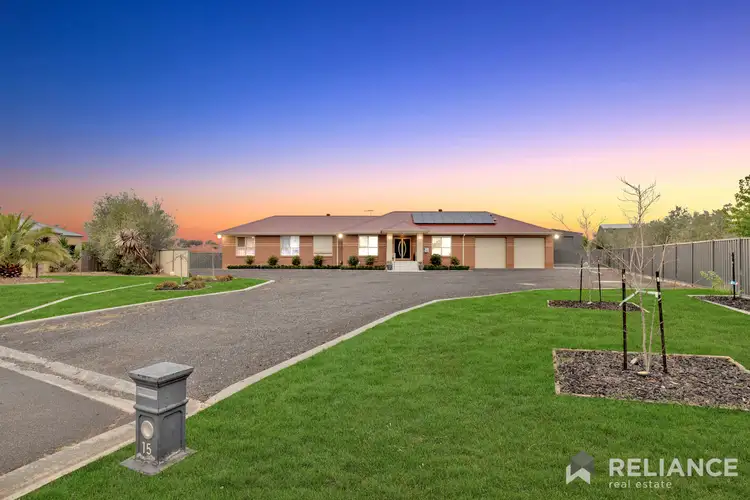 15 Connemarra Circuit, Melton VIC 3337