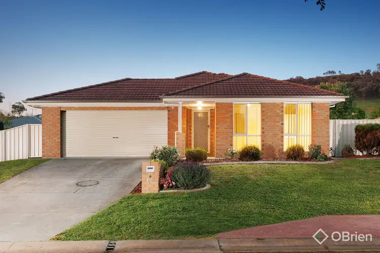 12 Cormorant Avenue