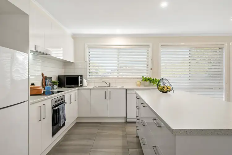 Fifth view of Homely house listing, 3 Lorikeet Crescent, Whittlesea VIC 3757