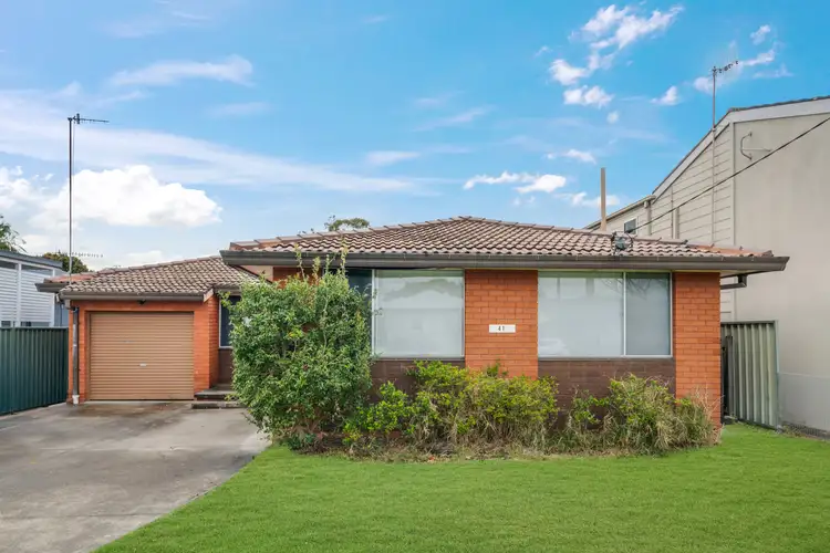 Main view of Homely house listing, 41 Kathleen White Crescent, Killarney Vale NSW 2261