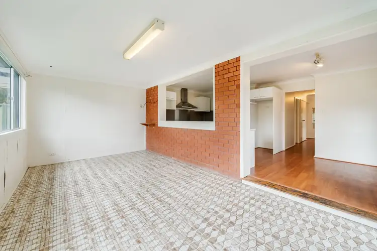 Fifth view of Homely house listing, 41 Kathleen White Crescent, Killarney Vale NSW 2261