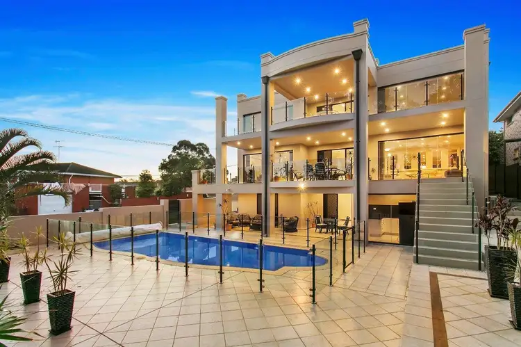 30 Old Taren Point Road, Taren Point NSW 2229