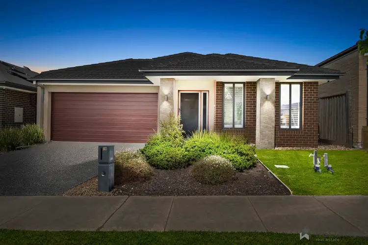 18 Welland Drive, Mickleham VIC 3064
