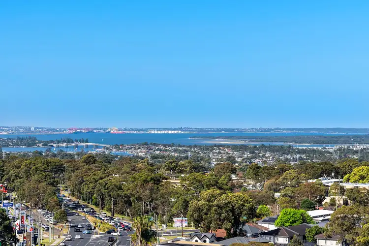 711/10 Village Place, Kirrawee NSW 2232