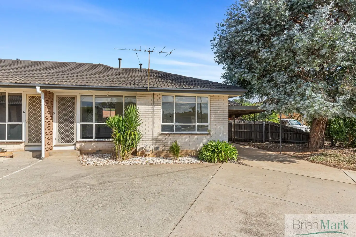 Main view of Homely unit listing, 5/5-7 Milone Court, Werribee VIC 3030