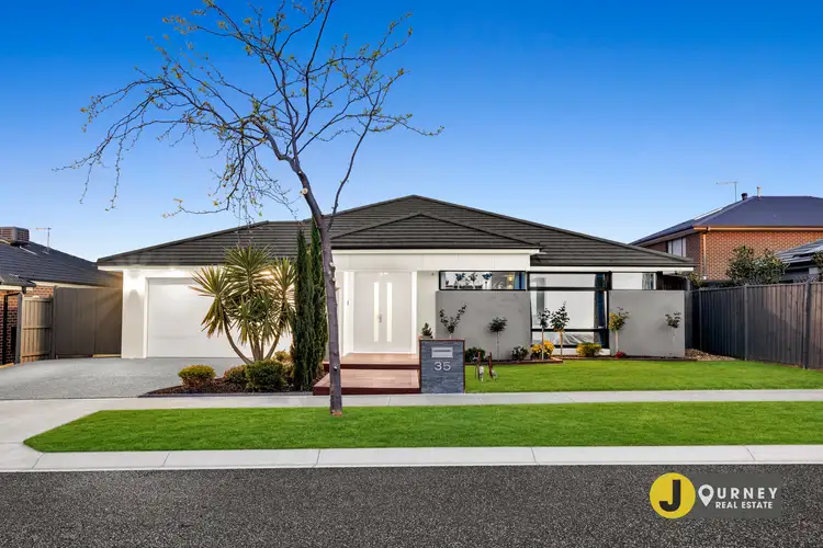 35 Lothbury Drive, Clyde North VIC 3978