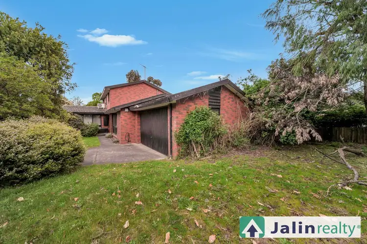 Second view of Homely house listing, 4 Rostella Court, Wheelers Hill VIC 3150