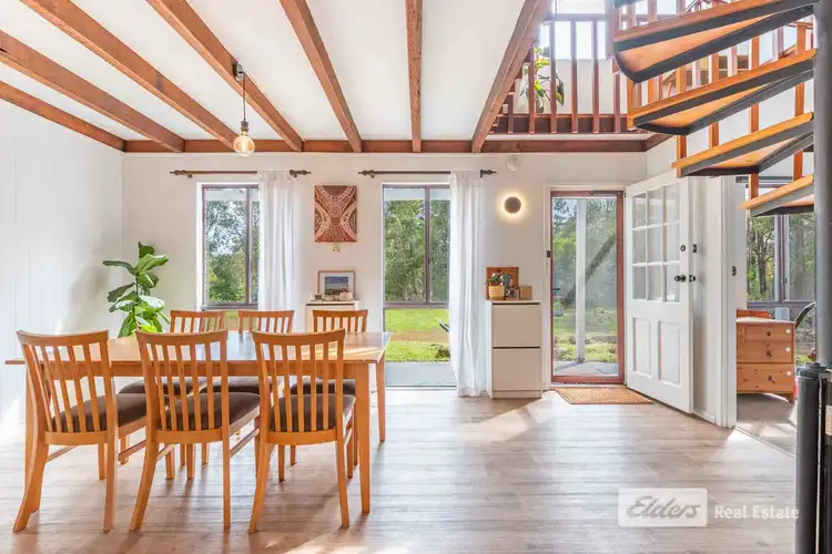 816 Hazzard Road, Millbrook WA 6330