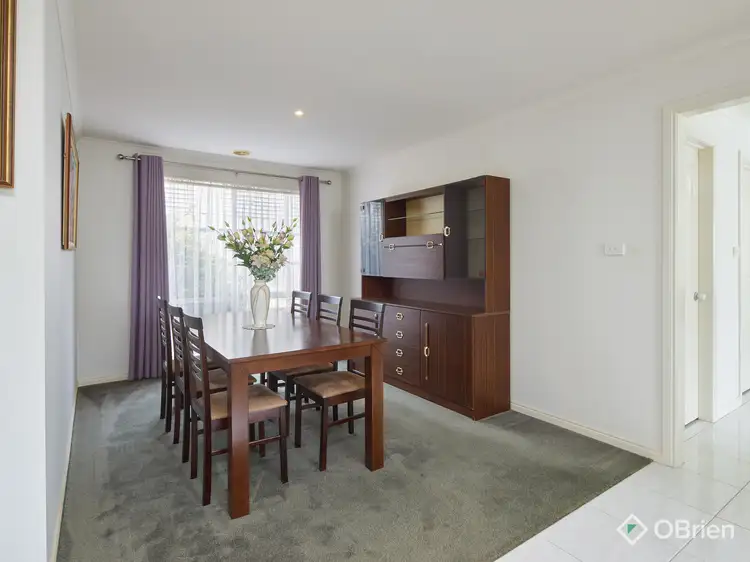 Sixth view of Homely house listing, 5 Summerhill Boulevard, Drouin VIC 3818