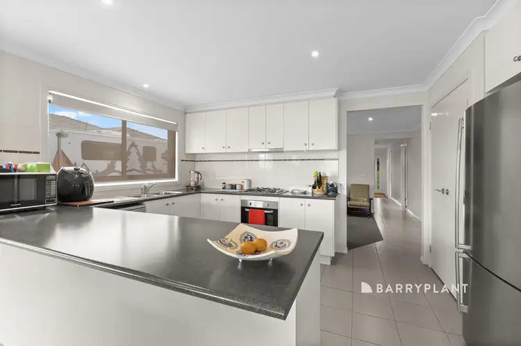 Fourth view of Homely house listing, 31 Chaucer Way, Drouin VIC 3818