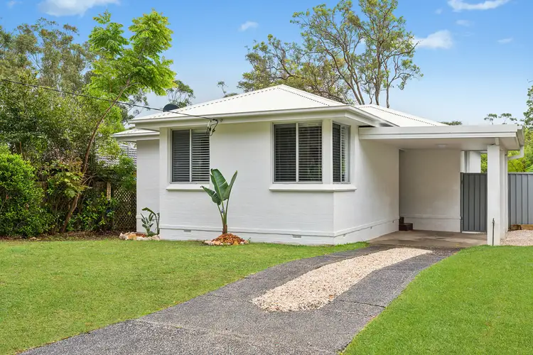 11 Malison Street, Wyoming NSW 2250
