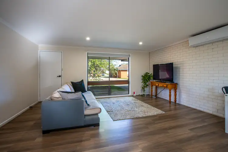 Second view of Homely unit listing, 5/432 Kotthoff Street, Lavington NSW 2641