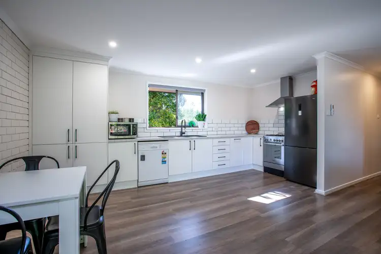 Third view of Homely unit listing, 5/432 Kotthoff Street, Lavington NSW 2641