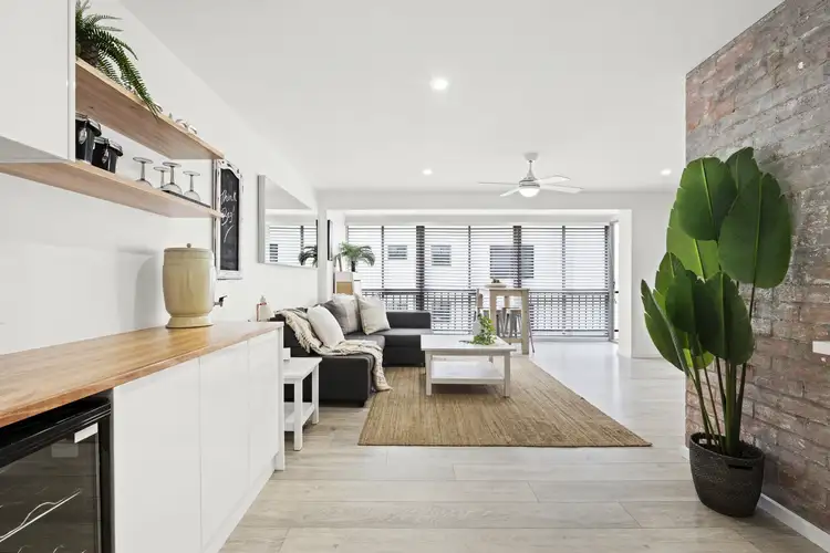 Fifth view of Homely apartment listing, 7/32 Powell Crescent, Coolangatta QLD 4225