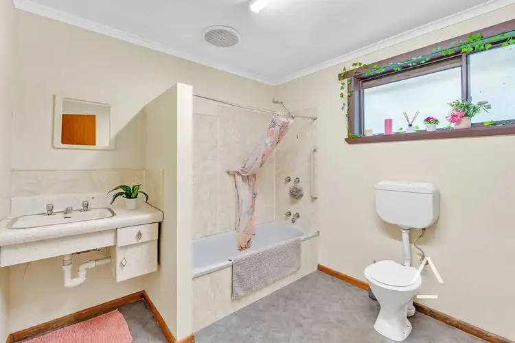 Fifth view of Homely unit listing, 2/9-27 Lambert Street, Ravenswood TAS 7250