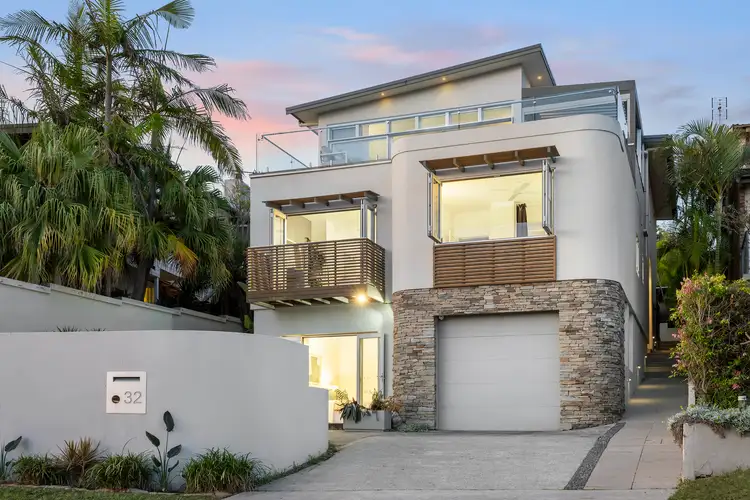 32 Bellevue Parade, North Curl Curl NSW 2099