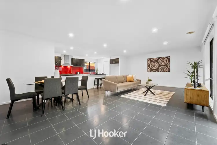 Sixth view of Homely house listing, 34 Domino Way, Hampton Park VIC 3976