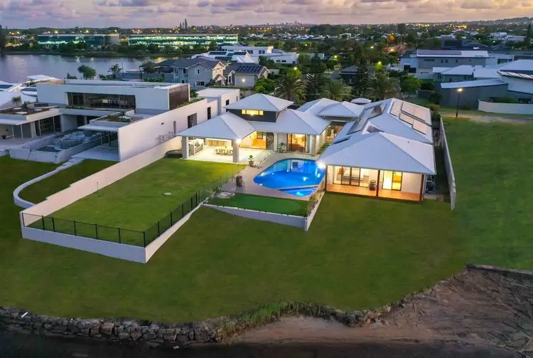 17 Entrance Island, Bokarina QLD 4575