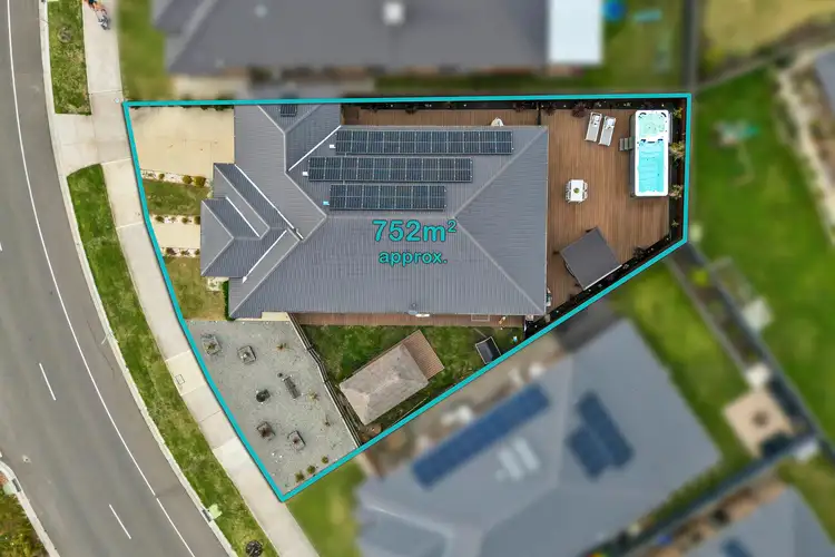 Second view of Homely house listing, 270 Mandalay Circuit, Beveridge VIC 3753