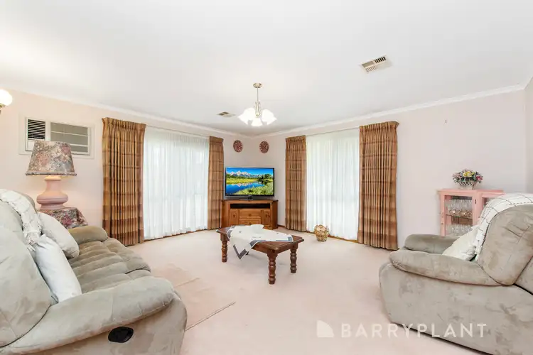 Second view of Homely house listing, 5 Weeden Drive, Werribee VIC 3030