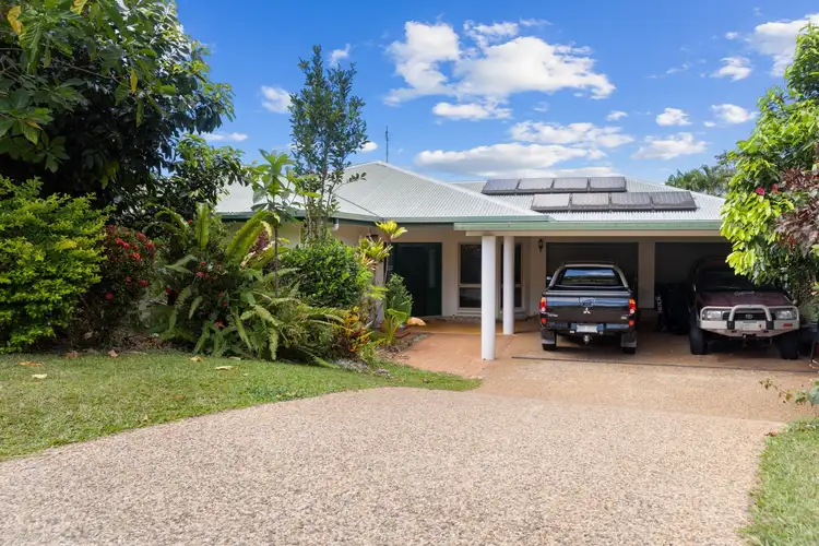 35 Summerhill Drive, Mooroobool QLD 4870