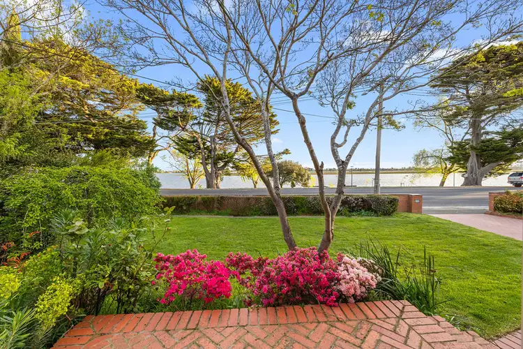 404 Wendouree Parade, Lake Wendouree VIC 3350