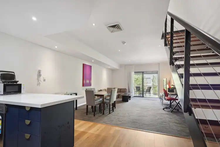 13/2 Centro Avenue, Subiaco WA 6008